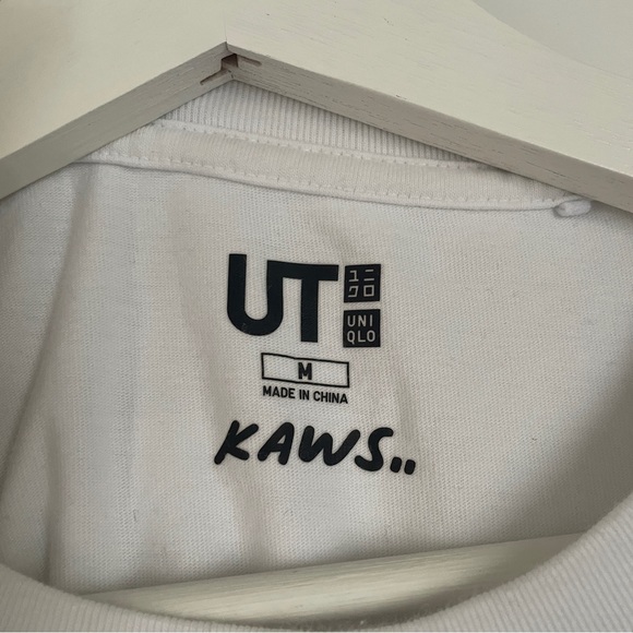 KAWS x Uniqlo Gone Tee - Picture 4 of 4